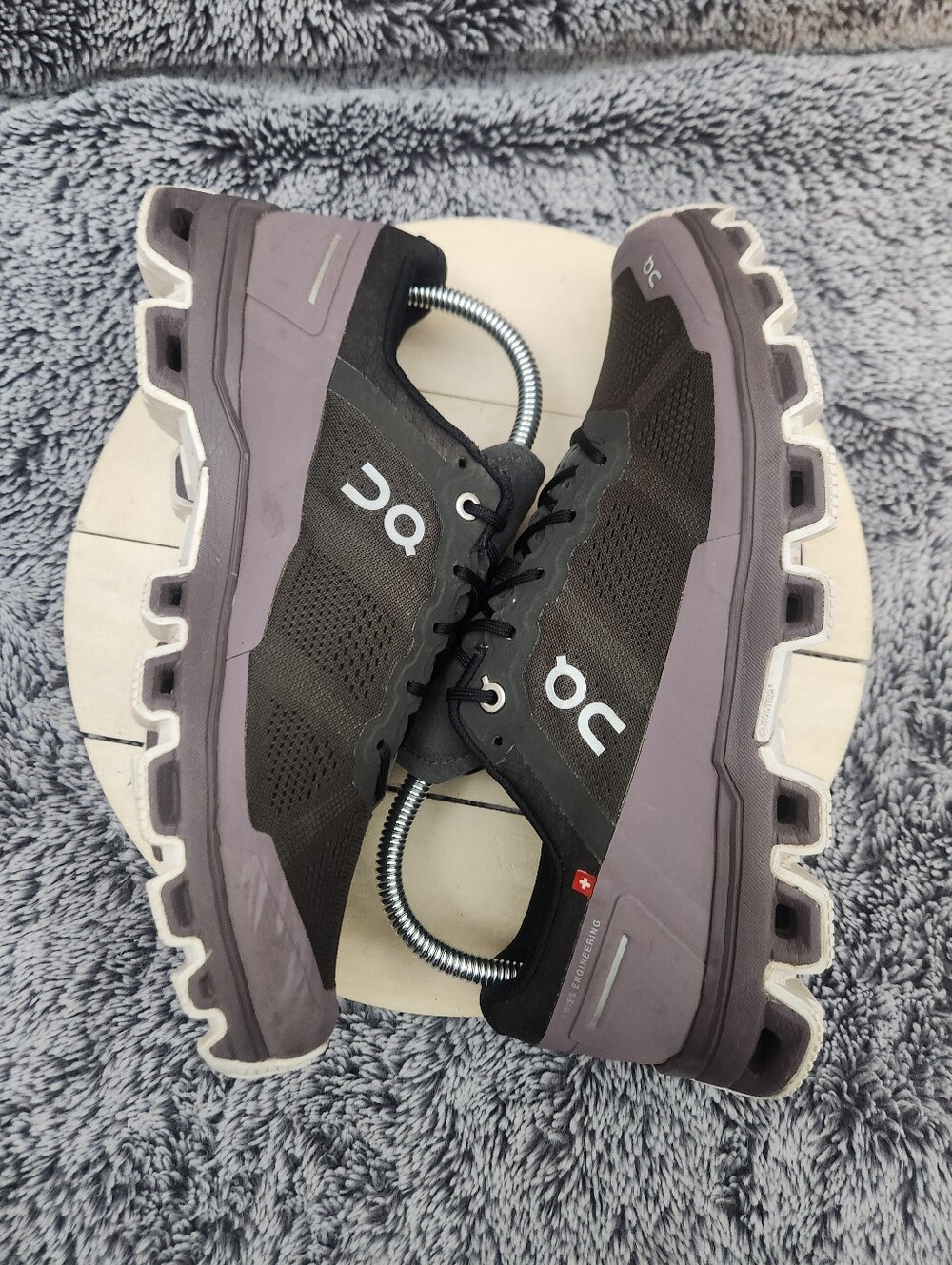 On Cloudventure Shadow Grape Athletic Hiking Shoes Women's Size 9 - Picture 6 of 8